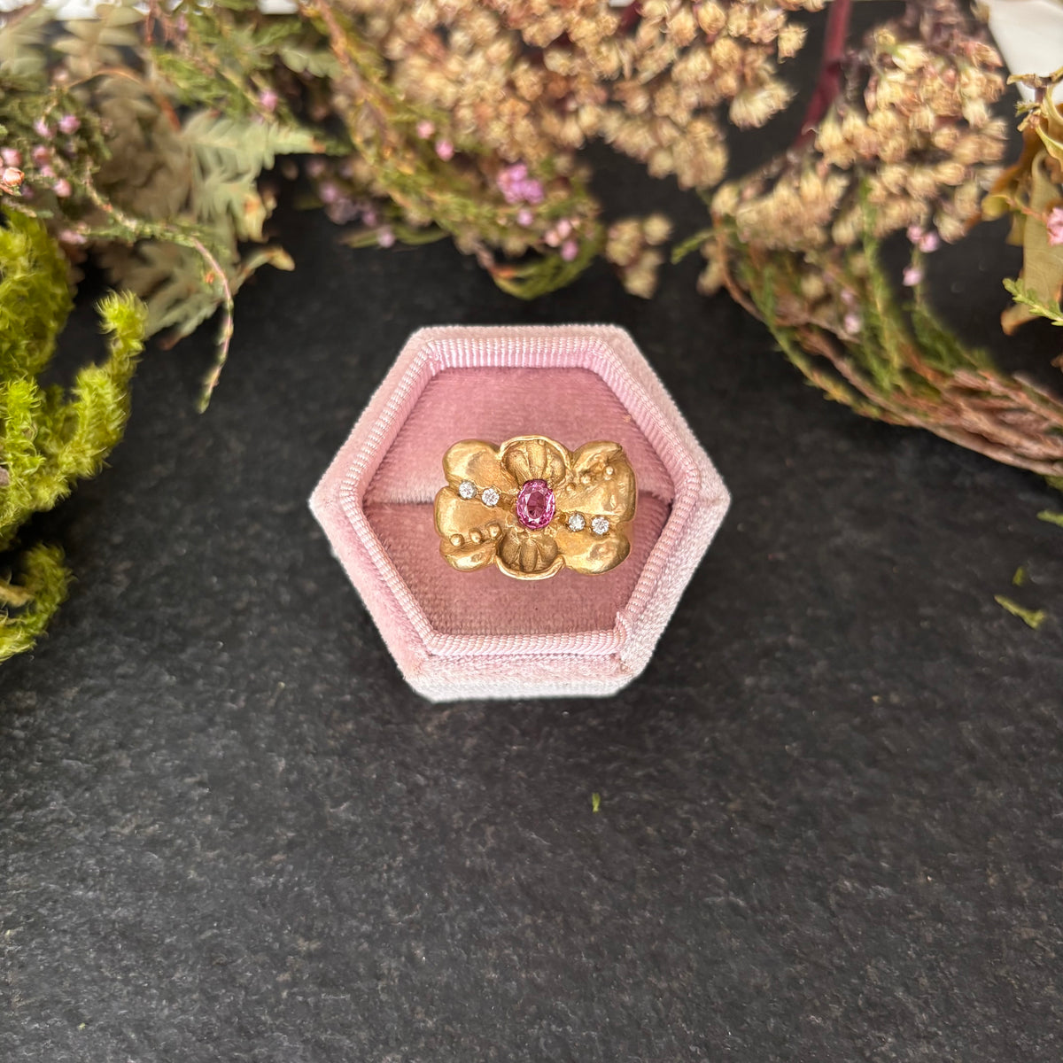 Anello Zaffiro