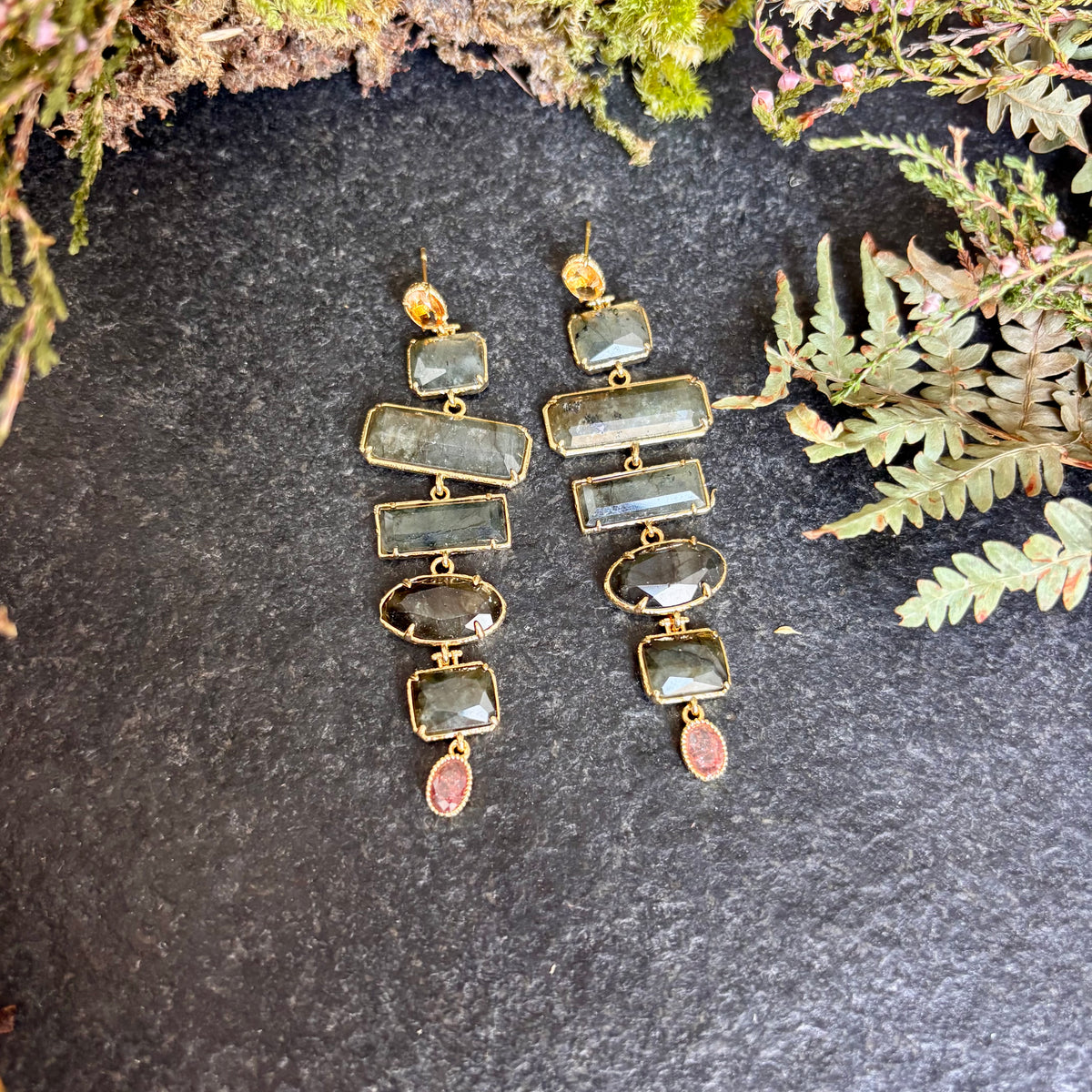 Orecchino labradorite