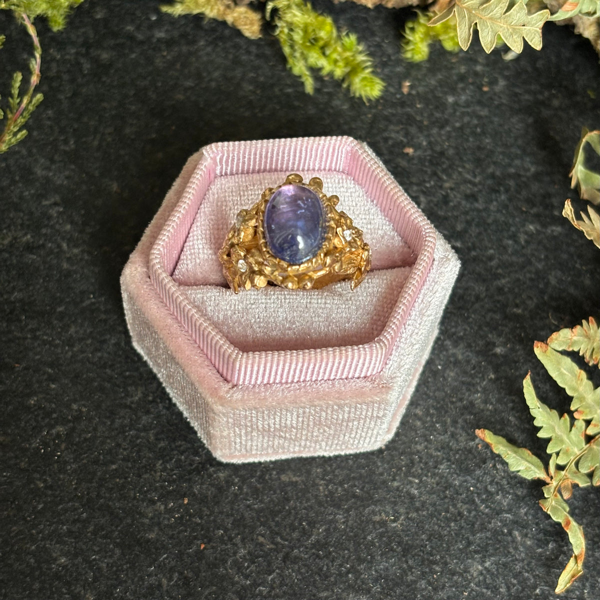 Anello fiori di Tanzanite