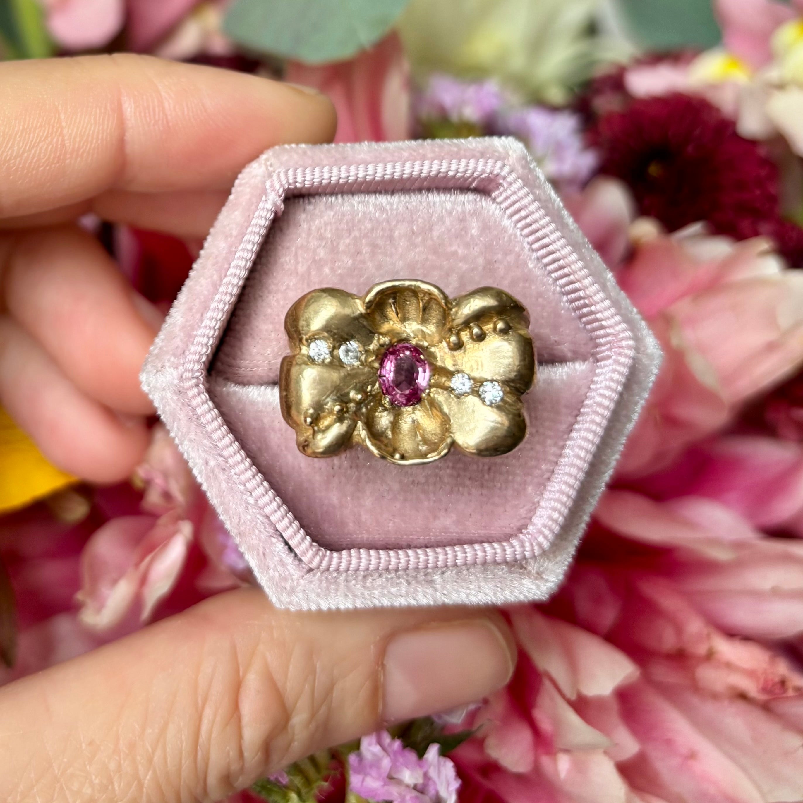 Anello Zaffiro
