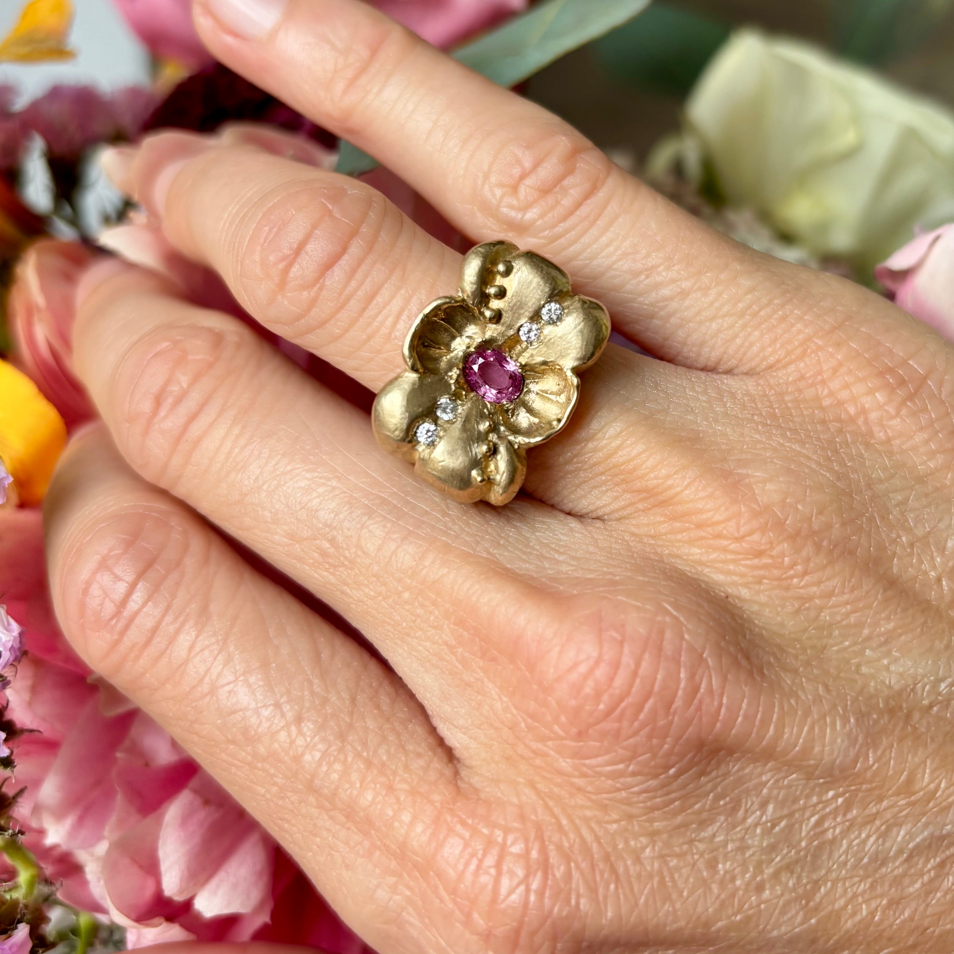 Anello Zaffiro